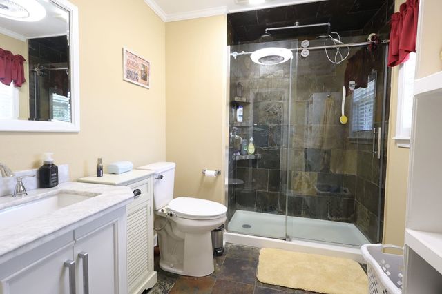 4009 Country Dr, Bourg, LA 70343