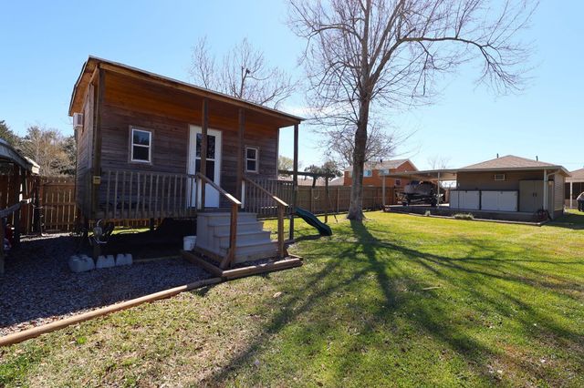 4009 Country Dr, Bourg, LA 70343