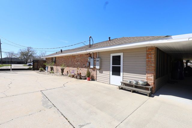 4009 Country Dr, Bourg, LA 70343