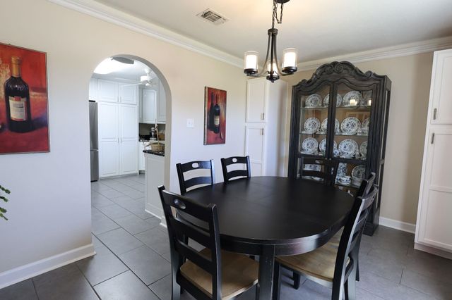 4009 Country Dr, Bourg, LA 70343