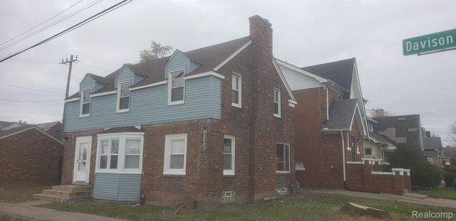 8710 W DAVISON, Detroit, MI 48238