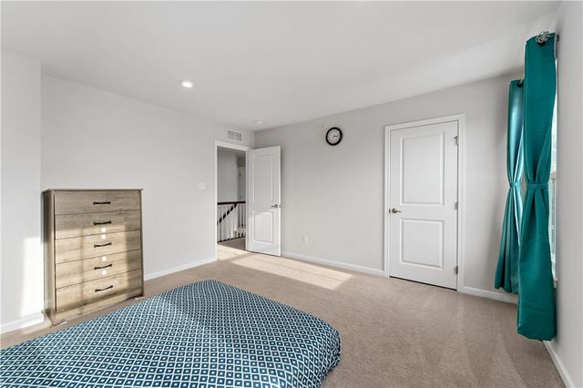 5103 Spruce Rd, Pine Twp, PA 15044