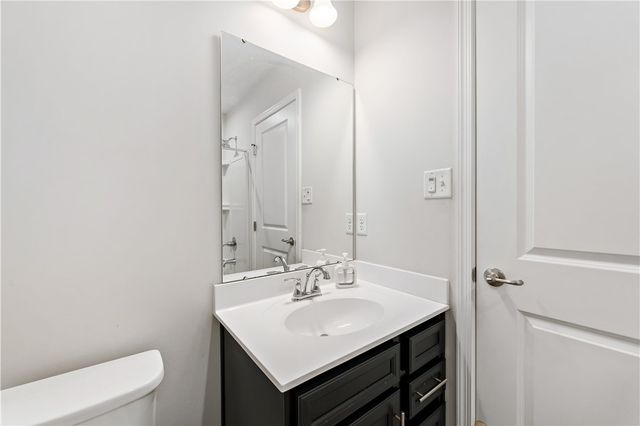 5103 Spruce Rd, Pine Twp, PA 15044