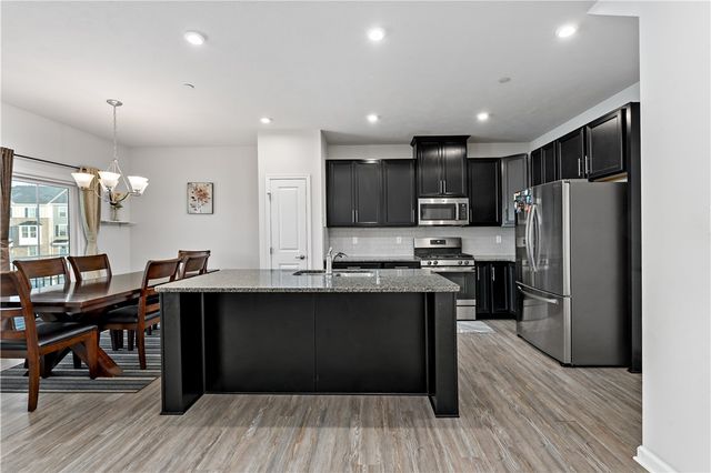 5103 Spruce Rd, Pine Twp, PA 15044