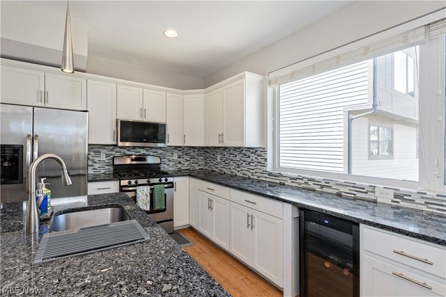 1419 Slate Court, Cleveland, OH 44118