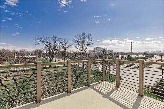 1419 Slate Court, Cleveland, OH 44118