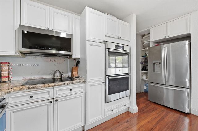 2681 NW 43rd Ave, Lauderhill, FL 33313