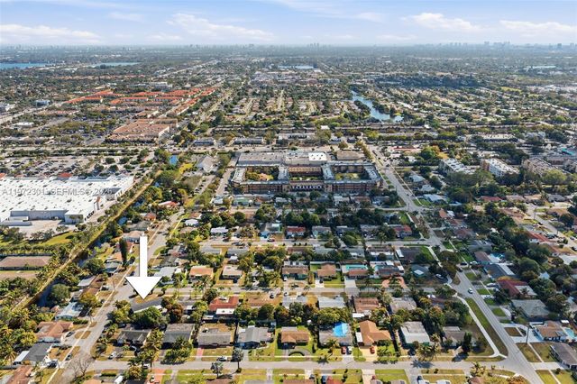 2681 NW 43rd Ave, Lauderhill, FL 33313