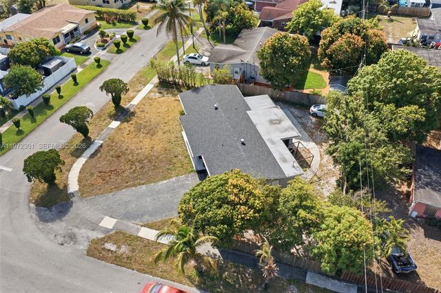 2681 NW 43rd Ave, Lauderhill, FL 33313