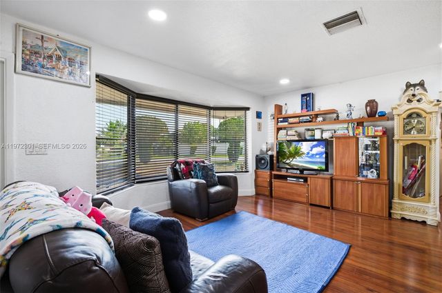 2681 NW 43rd Ave, Lauderhill, FL 33313