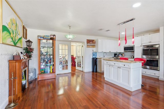 2681 NW 43rd Ave, Lauderhill, FL 33313