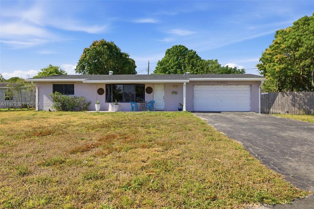 2681 NW 43rd Ave, Lauderhill, FL 33313