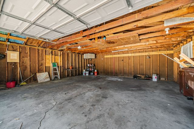 552 River Lane, Loves Park, IL 61111