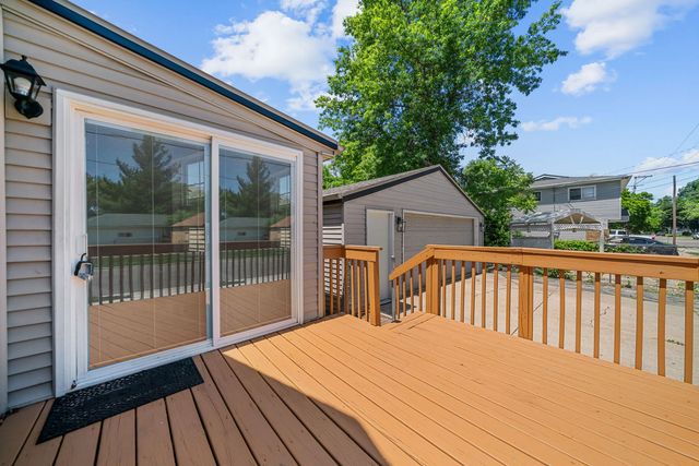 552 River Lane, Loves Park, IL 61111