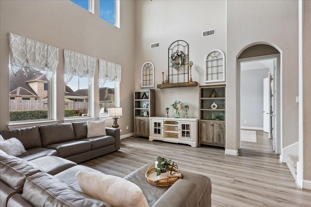 2705 Park Crossing, Pearland, TX 77581