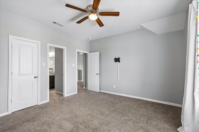 2705 Park Crossing, Pearland, TX 77581