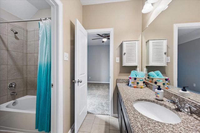 2705 Park Crossing, Pearland, TX 77581