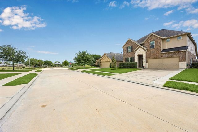 2705 Park Crossing, Pearland, TX 77581