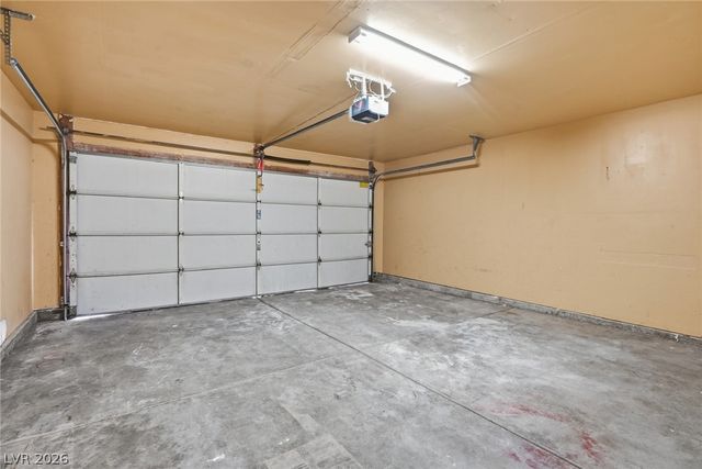 808 Majestic Rock Circle, Las Vegas, NV 89128