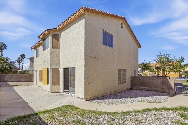 808 Majestic Rock Circle, Las Vegas, NV 89128