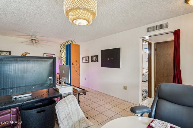 10529 W WHEATRIDGE Drive, Sun City, AZ 85373