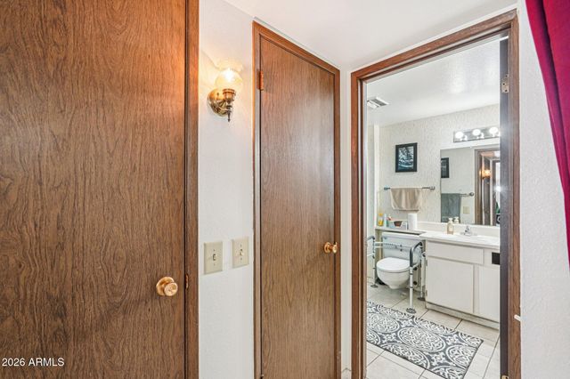 10529 W WHEATRIDGE Drive, Sun City, AZ 85373