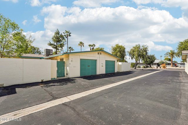 10529 W WHEATRIDGE Drive, Sun City, AZ 85373