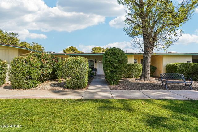 10529 W WHEATRIDGE Drive, Sun City, AZ 85373