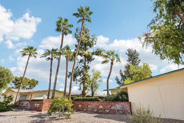 10529 W WHEATRIDGE Drive, Sun City, AZ 85373