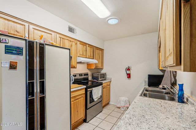 10529 W WHEATRIDGE Drive, Sun City, AZ 85373