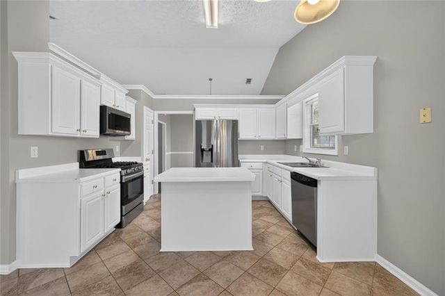 4957 Overlook View Court NW, Duluth, GA 30096