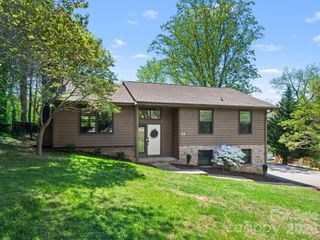 21 Dogwood Grove, Asheville, NC 28805