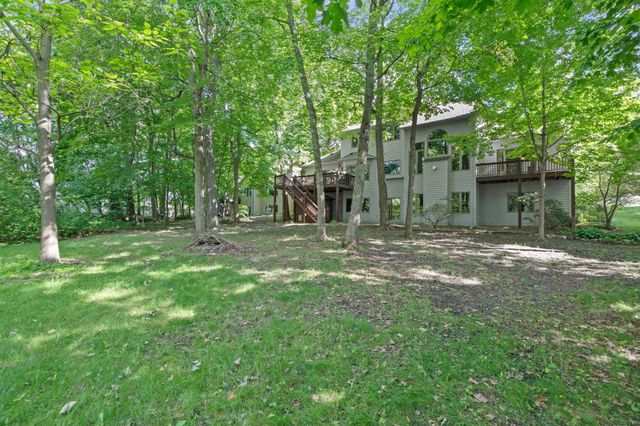 15920 37th Avenue N, Plymouth, MN 55446