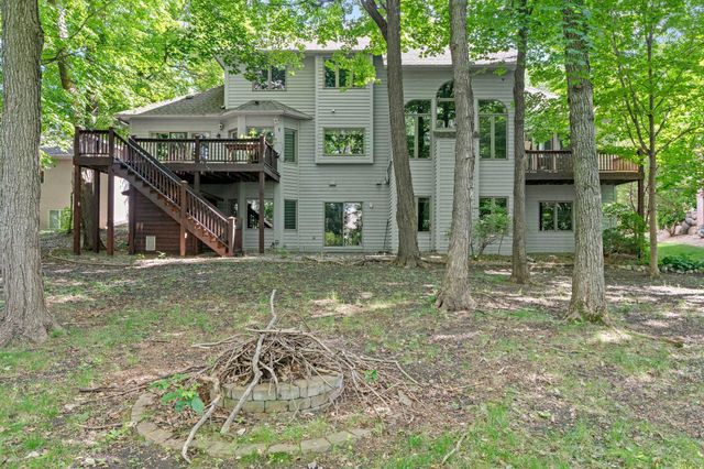 15920 37th Avenue N, Plymouth, MN 55446