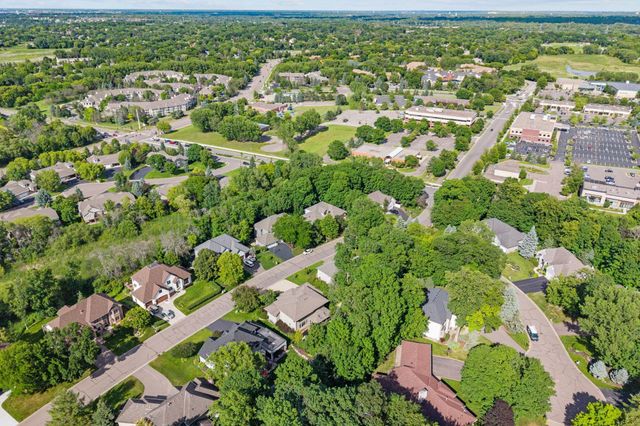 15920 37th Avenue N, Plymouth, MN 55446