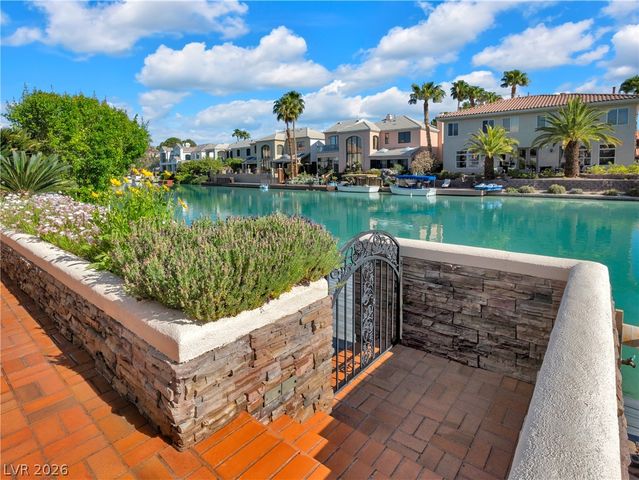 8740 Carlitas Joy Court, Las Vegas, NV 89117