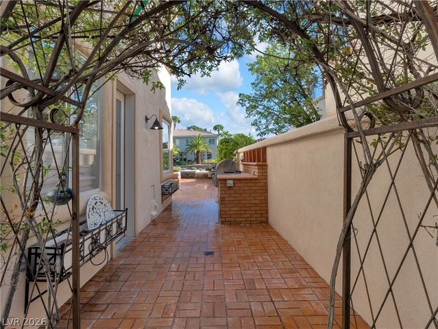 8740 Carlitas Joy Court, Las Vegas, NV 89117