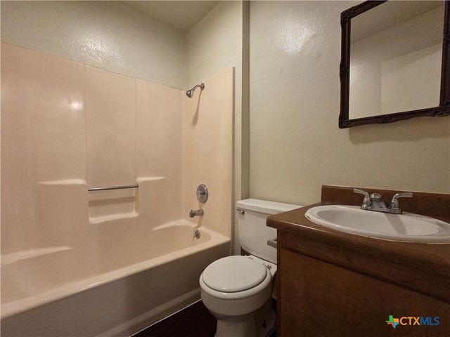 2024 S 15th Street, Temple, TX 76504