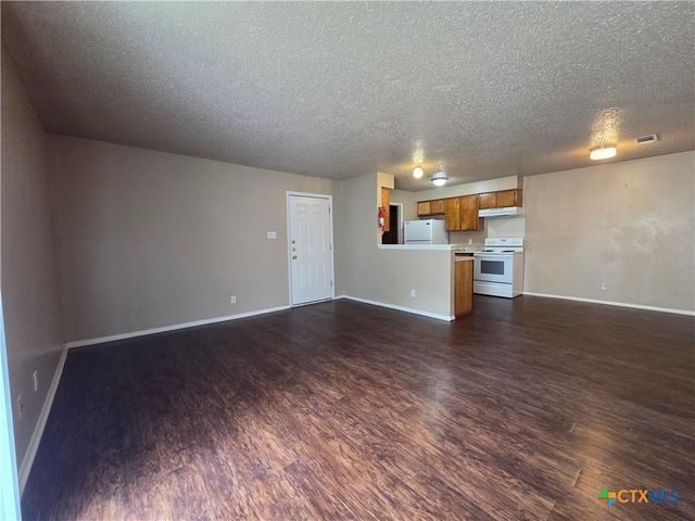 2024 S 15th Street, Temple, TX 76504