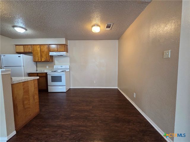 2024 S 15th Street, Temple, TX 76504