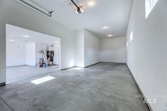 14592 N Spring Creek Way, Boise, ID 83714