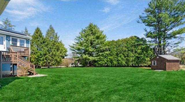 49 Hamilton Rd, Northborough, MA 01532