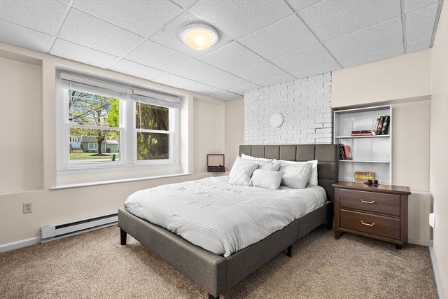 49 Hamilton Rd, Northborough, MA 01532