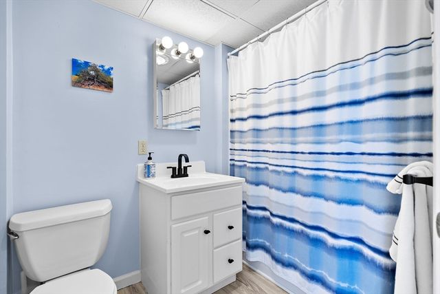 49 Hamilton Rd, Northborough, MA 01532