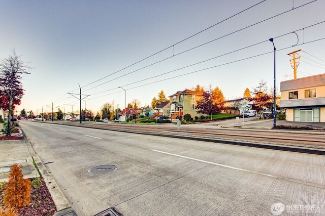 5305 Martin Luther King Jr Way S, Seattle, WA 98118