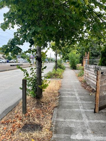 5305 Martin Luther King Jr Way S, Seattle, WA 98118