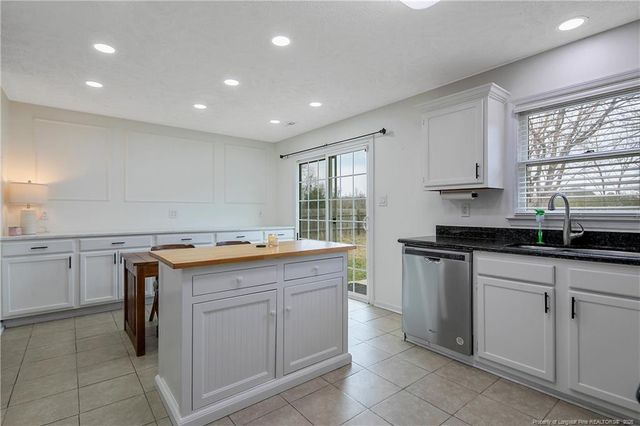 179 Eulon Loop, Raeford, NC 28376