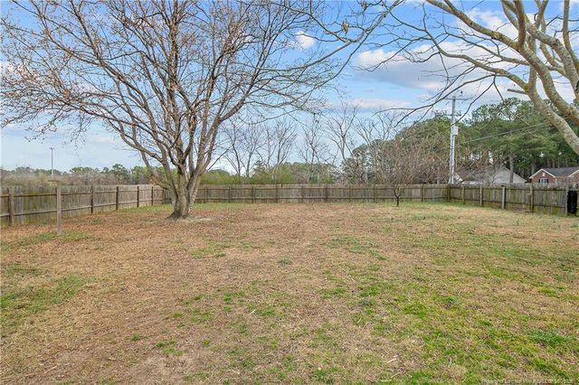 179 Eulon Loop, Raeford, NC 28376