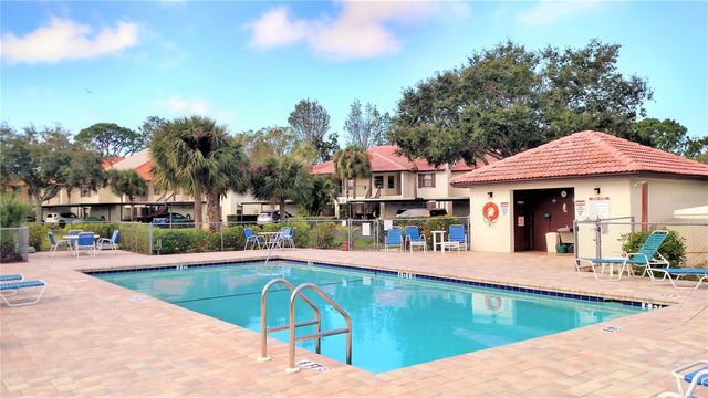 307 PINE HOLLOW CIRCLE 307, Englewood, FL 34223