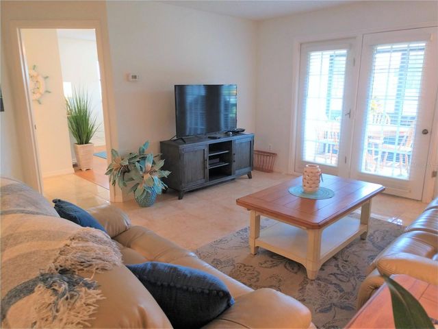 307 PINE HOLLOW CIRCLE 307, Englewood, FL 34223